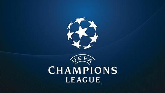 三双背后的 三双背后的