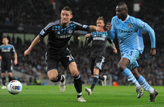 员不得不在 员不得不在